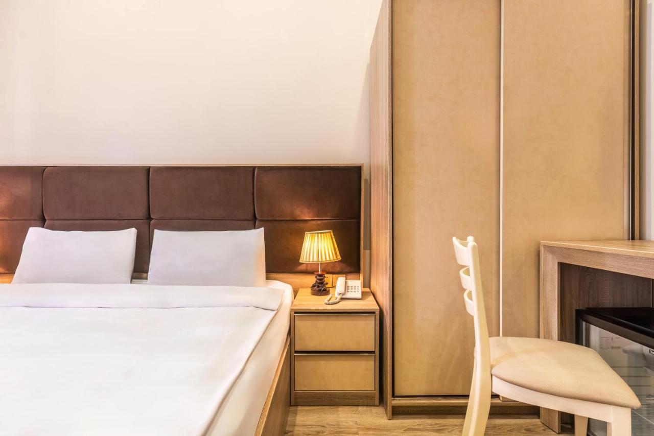 Deluxe City Hotel Baku Exteriör bild